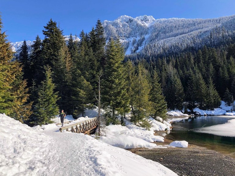 Gold Creek Pond Snowshoe